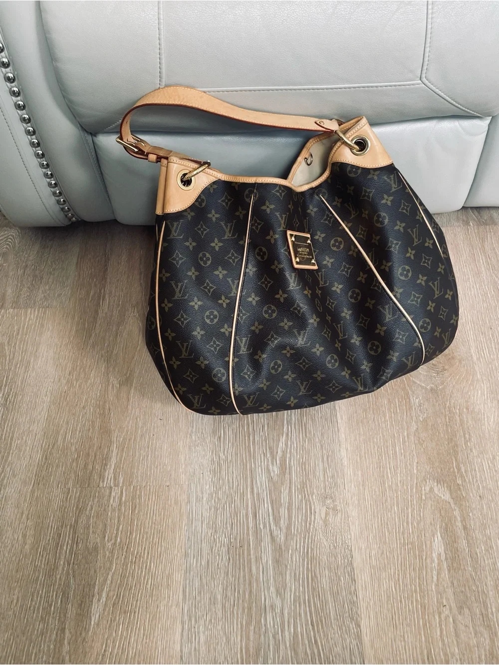Authentic Louis Vuitton Galliera  GM